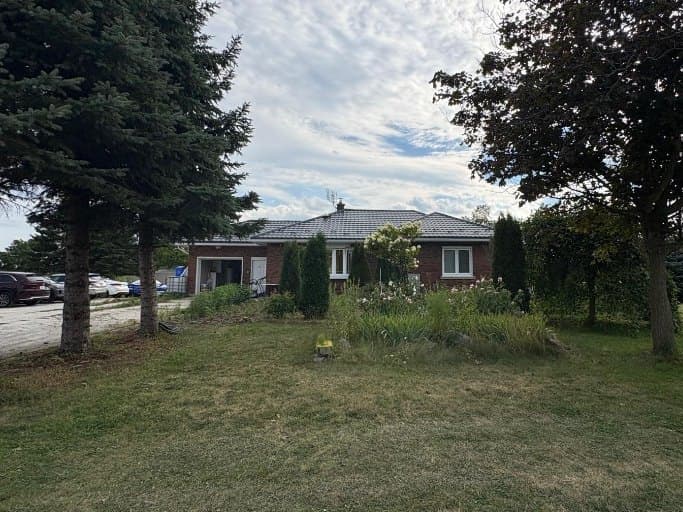 Radha Sarveshwar Heritage Centre mandir building and grounds in Norval, Ontario